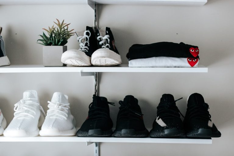 Transform Your Wardrobe: A Practical Guide to Fashion on a Budget